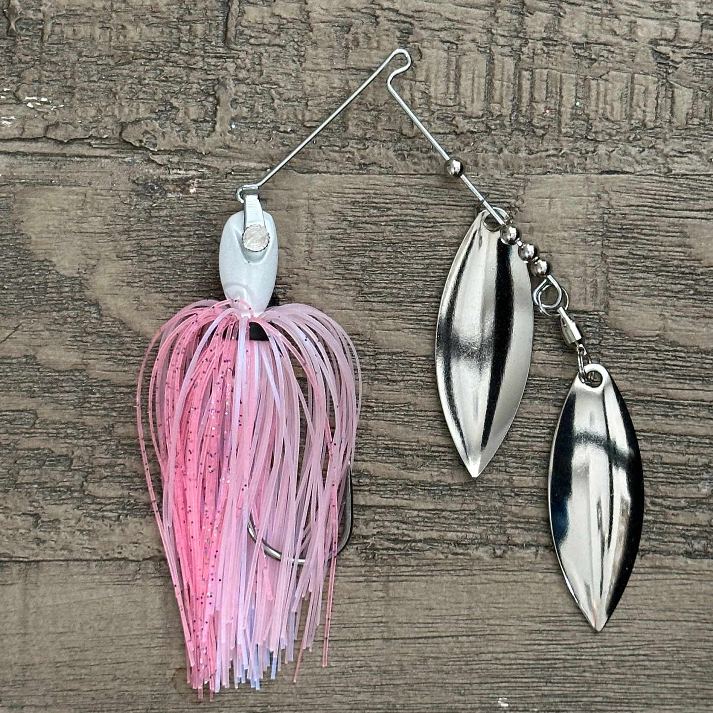 
                  
                    Double Blade Spinnerbaits: Double Willow Silver
                  
                